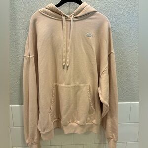 Alo yoga Accolade Hoodie in ‘macadamia’. Unisex